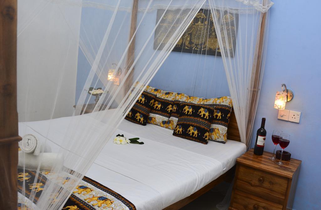 Golden Lodge Tangalle Esterno foto