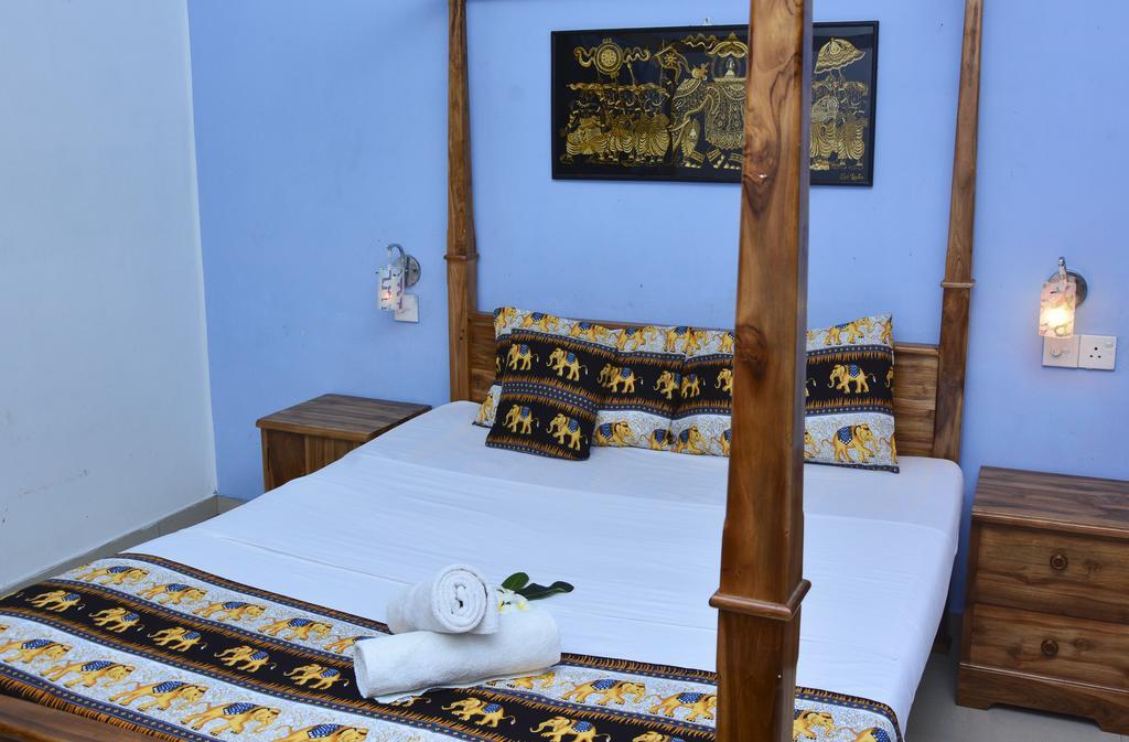 Golden Lodge Tangalle Esterno foto